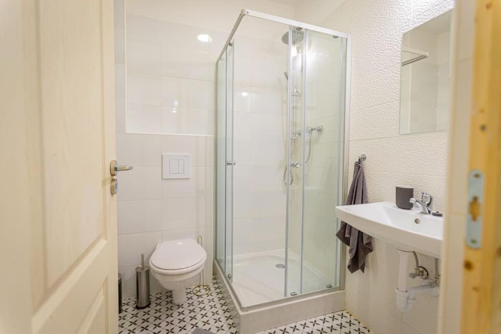 בודפשט 2 Bedroom Flat In The Dob Street, Venus מראה חיצוני תמונה